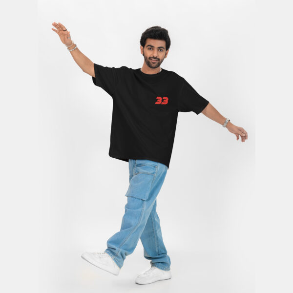 MV 33 – Oversized T-shirts - Image 3